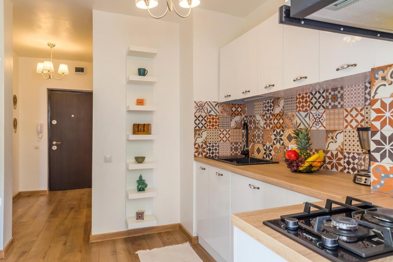 Studio T By Mrg Apartments Bukares Bagian luar foto